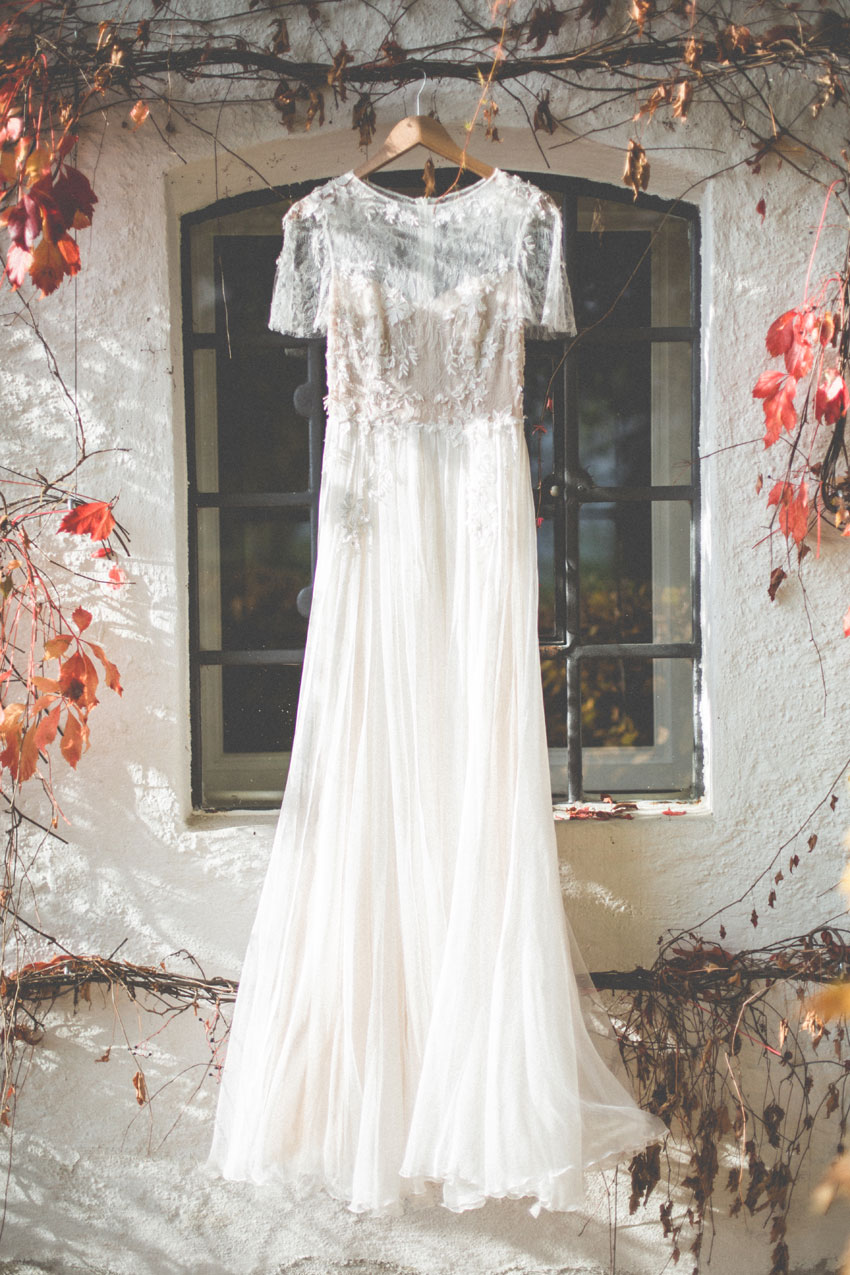 Elegante Landhochzeit Brautkleid