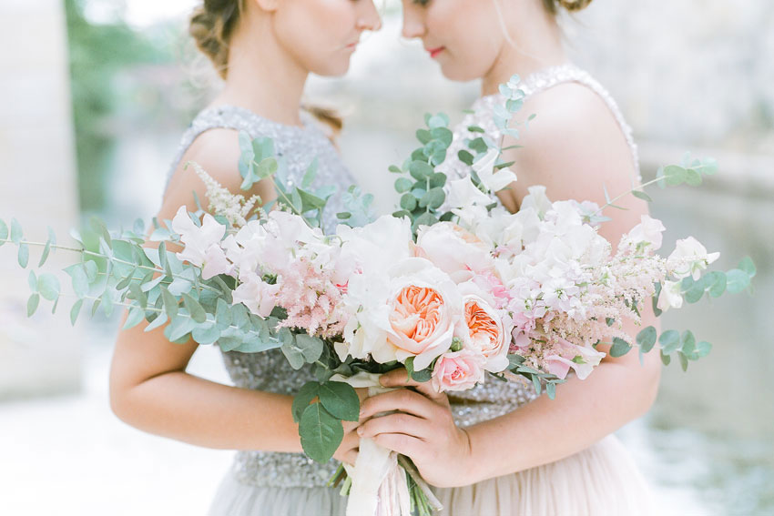 Fine Art Ballerinas mit Blumen