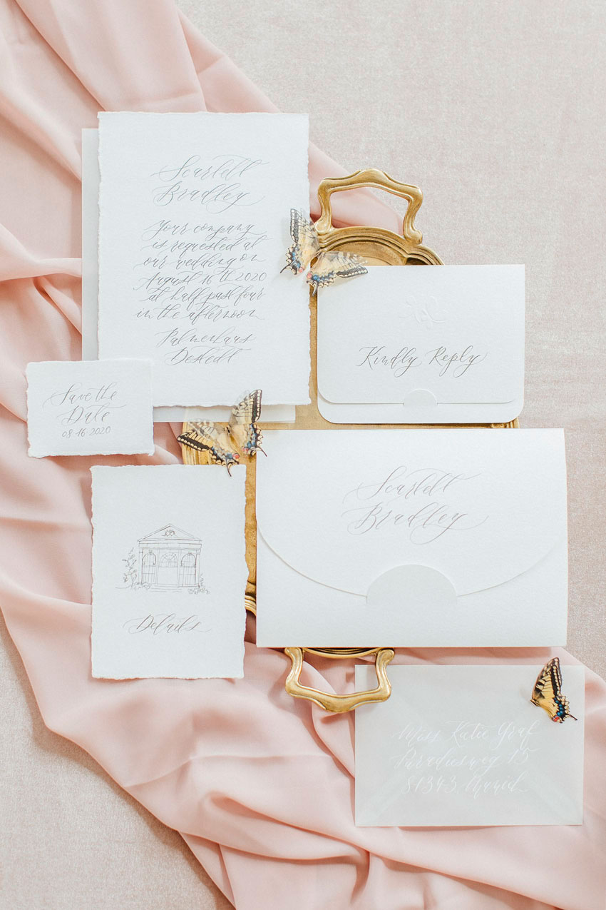 Fine Art Hochzeitspapeterie mit Schmetterling-Prägung